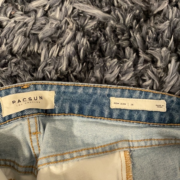 pacsun light wash/ white jeans. size 26 - Picture 6 of 6